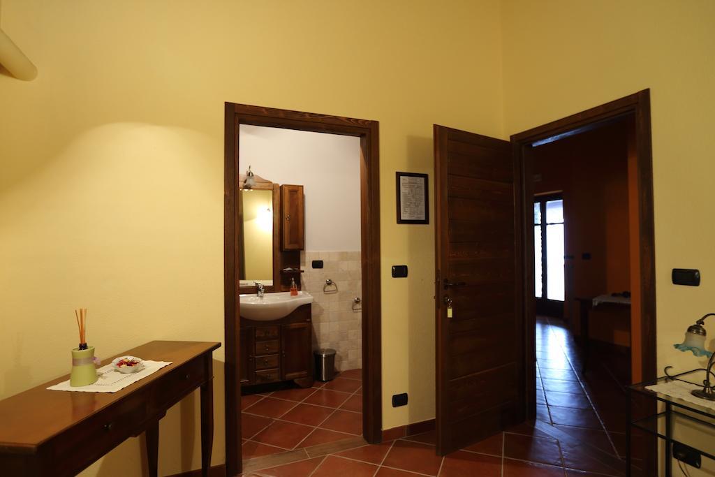 Agriturismo A Nostro Mizoun Ostana Quarto foto